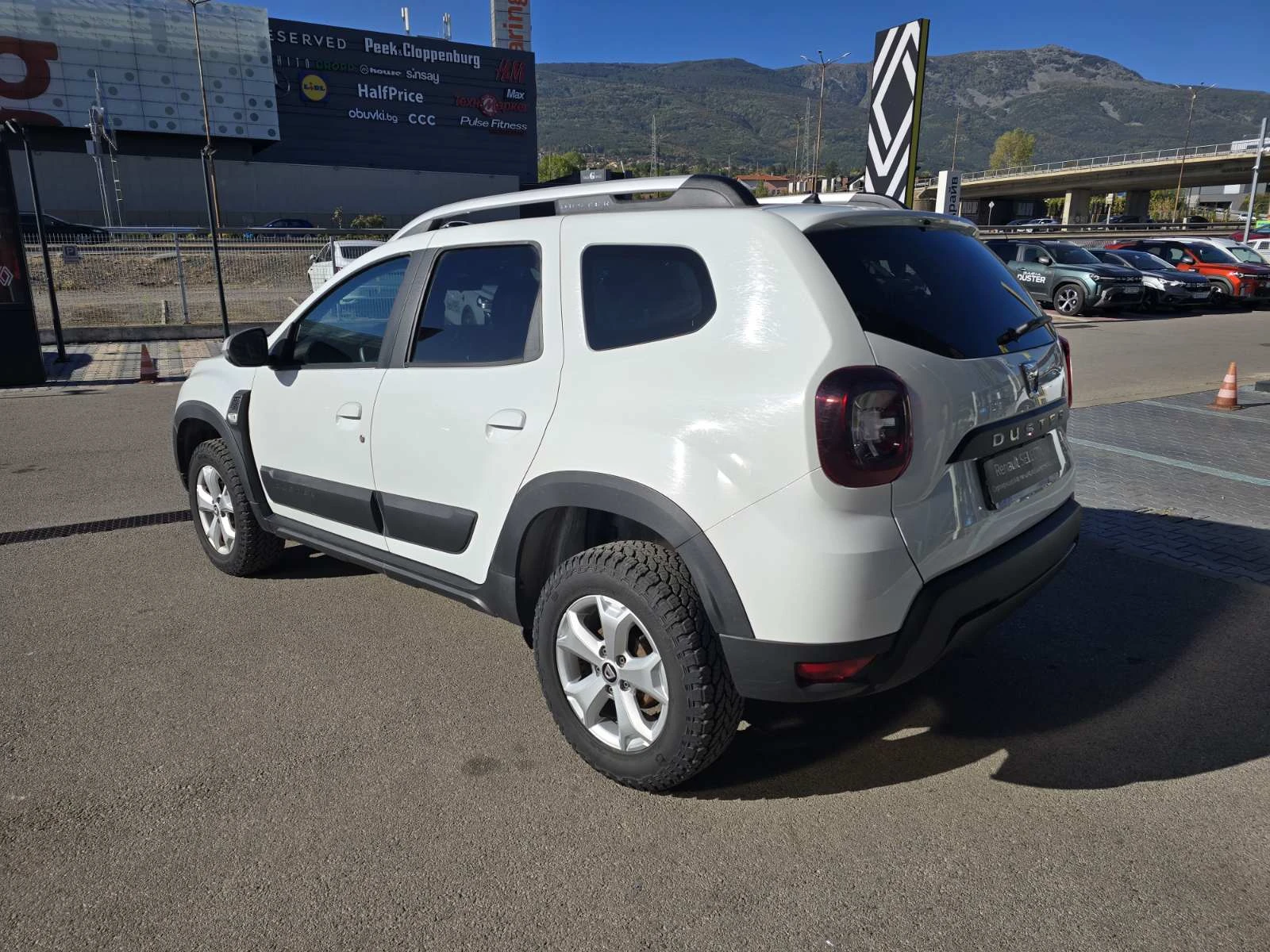 Dacia Duster dCi 115 �.�. ����� 4x4 Stop & Start N1 | Mobile.bg � ����������� 4