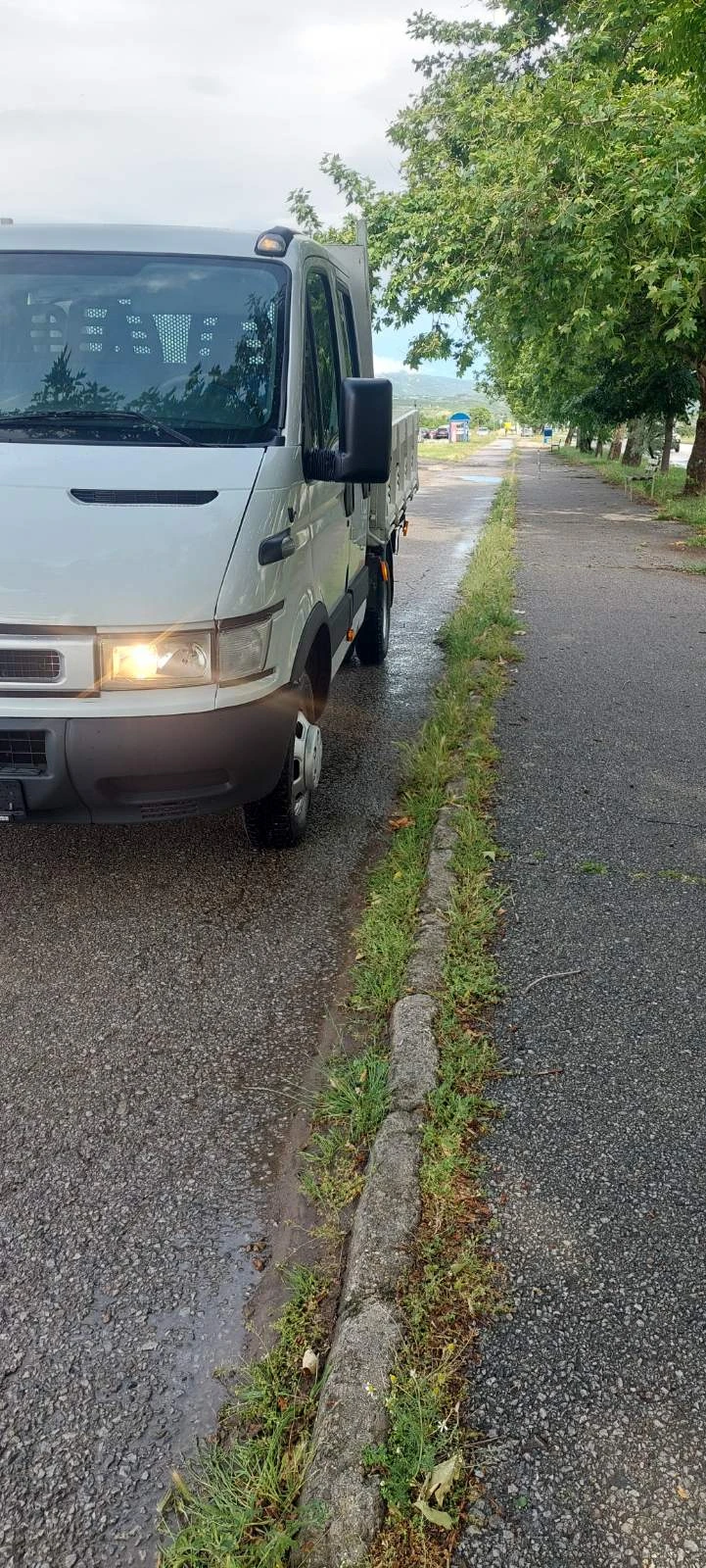 Iveco 35c13 2.8 jtd тристранен, снимка 5 - Бусове и автобуси - 54755993