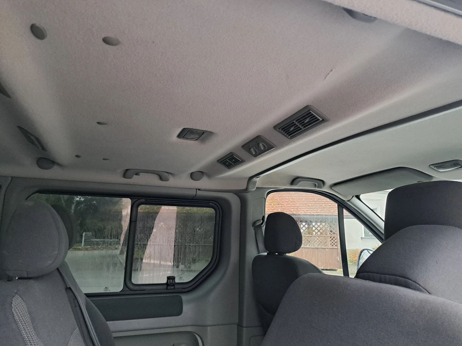 Opel Vivaro 2.5 dci - изображение 6