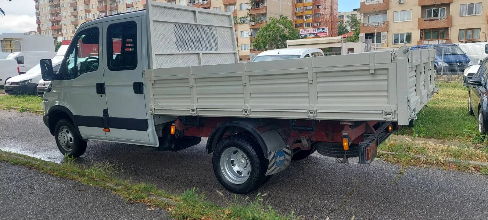 Iveco 35c13 2.8 jtd тристранен, снимка 10 - Бусове и автобуси - 54755993