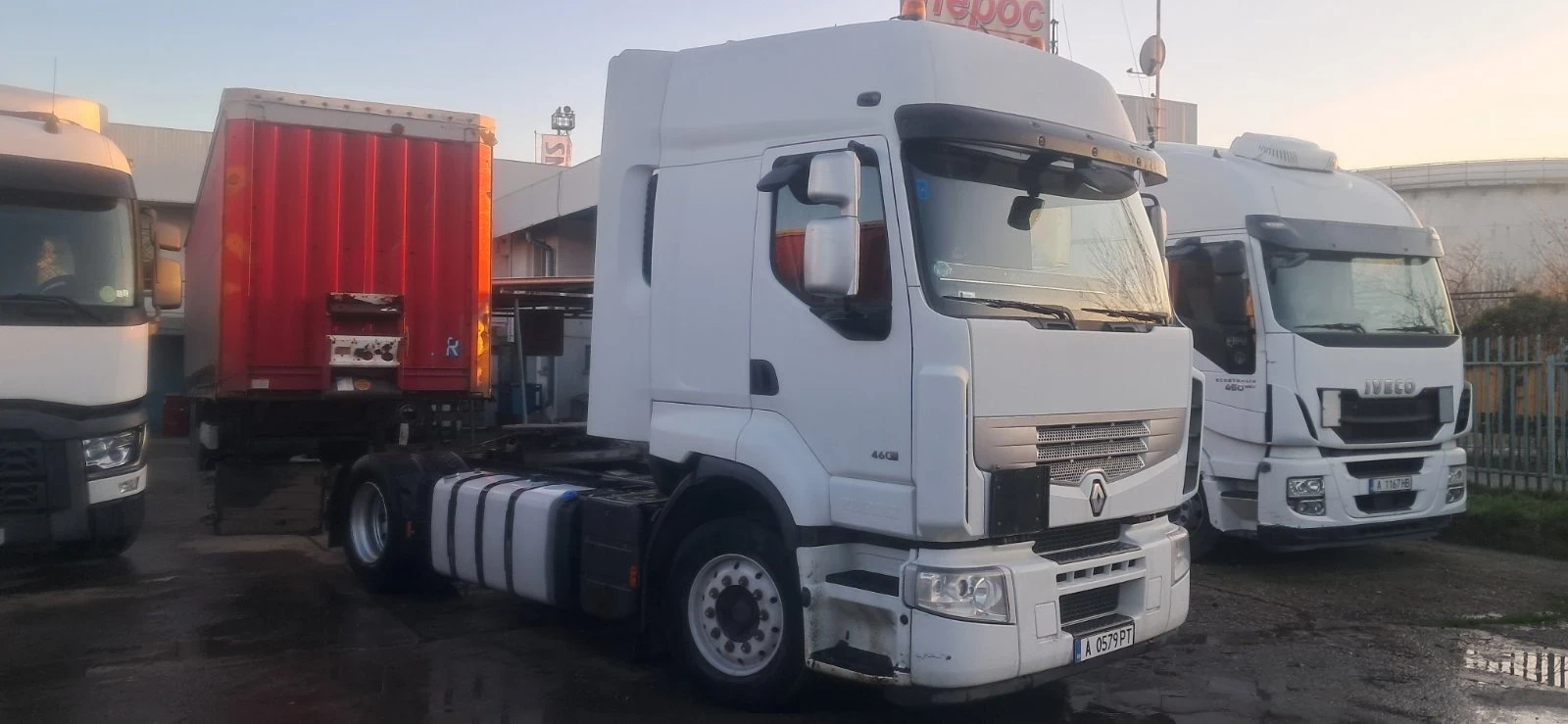 Renault Premium ADR Клас 1, снимка 3 - Камиони - 54345302