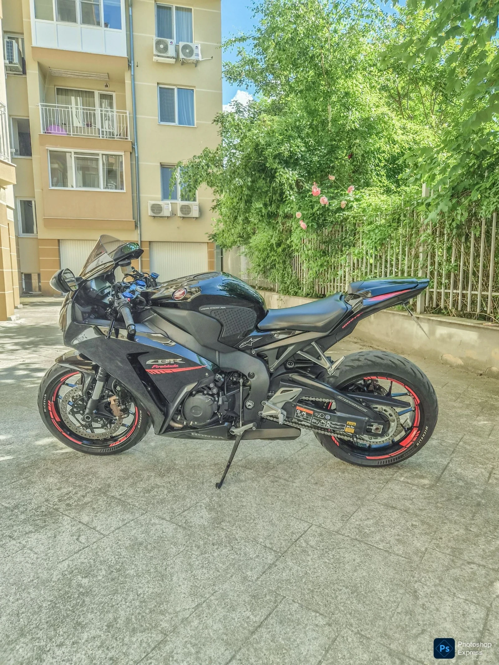 Honda Cbr 1000RR, снимка 3 - Мотоциклети и мототехника - 54856597