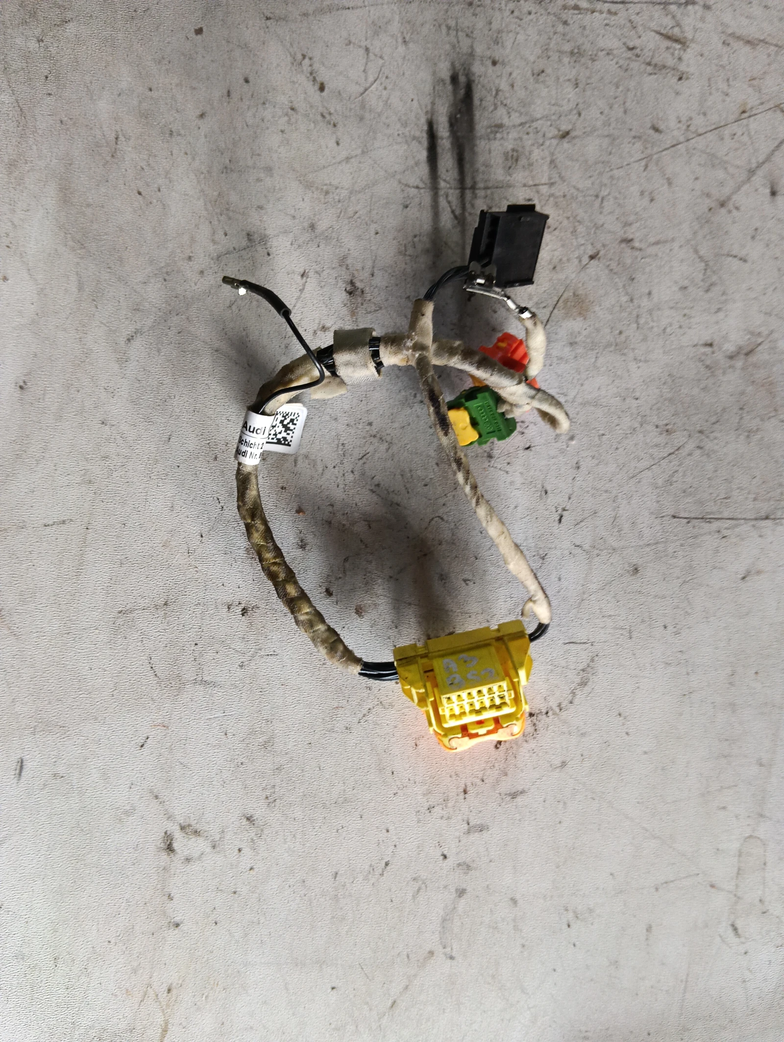 кабел еърбег 8P0971589L Audi A3