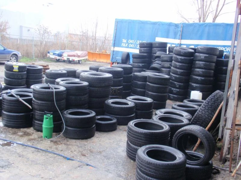 Гуми Летни 215/75R16, снимка 16 - Гуми и джанти - 9090371