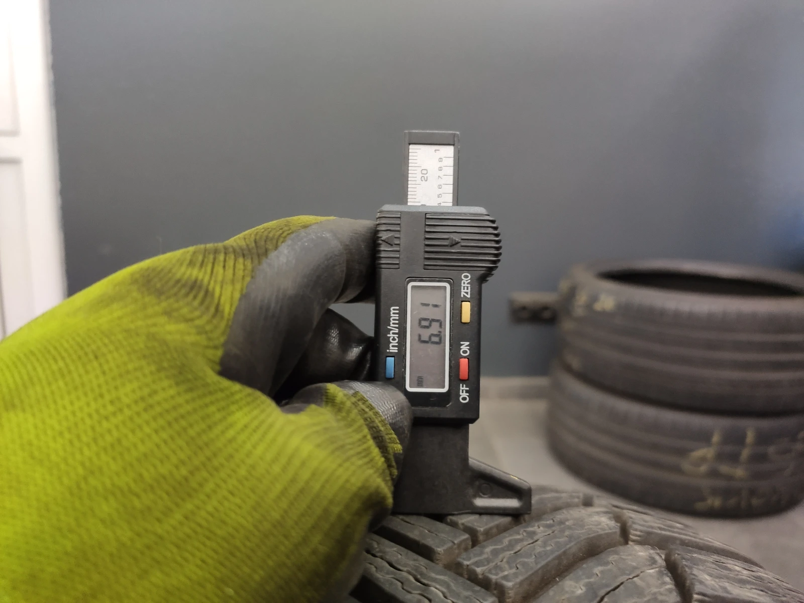  215/60R17 | Mobile.bg   4