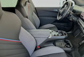 BMW iX xDrive45/FACELIFT/M-SPORT/H&K/360/ICONIC GLOW/, снимка 9