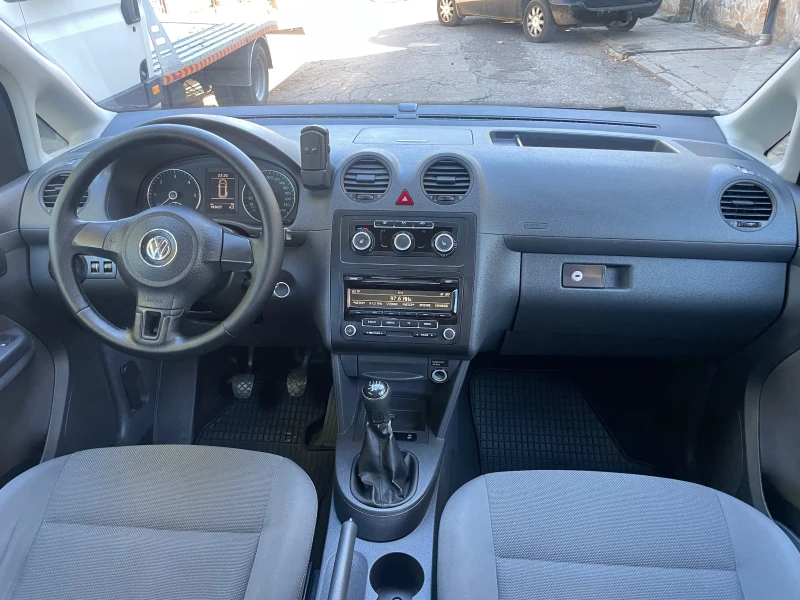 VW Caddy 1.6TDI* MAXI* 6+ 1* , снимка 11 - Автомобили и джипове - 47607104