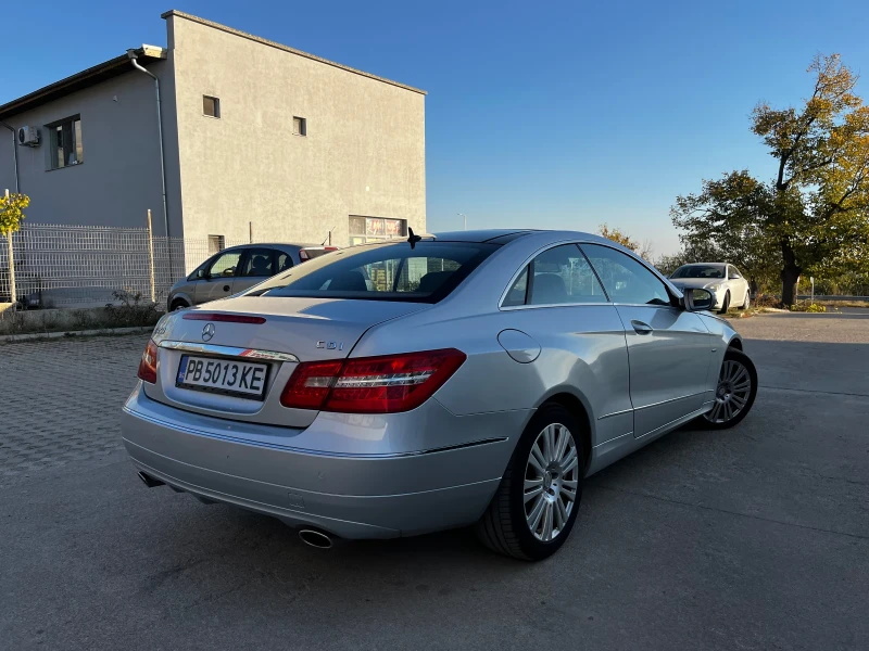 Mercedes-Benz E 350 COUPE РЕАЛНИ КМ. НОВИ ГУМИ , снимка 4 - Автомобили и джипове - 47725694