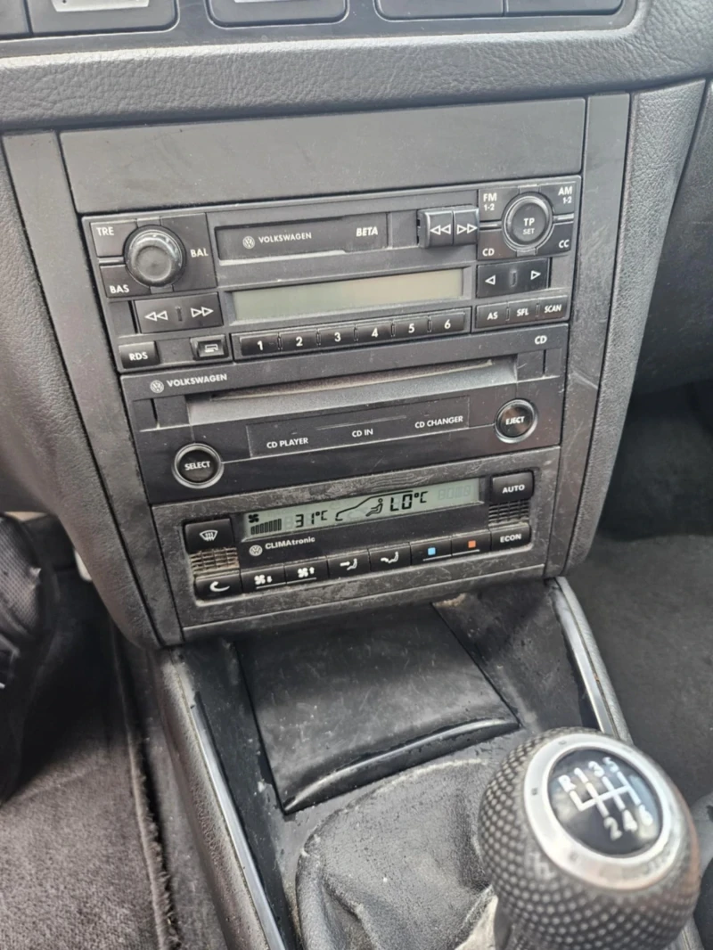 VW Golf Регистрирана всичко платено 5000лв, снимка 5 - Автомобили и джипове - 52442707