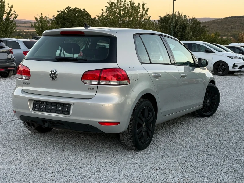 VW Golf 2.0TDi Нави Климатроник, снимка 2 - Автомобили и джипове - 51818669