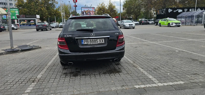 Mercedes-Benz C 320, снимка 4 - Автомобили и джипове - 52063589