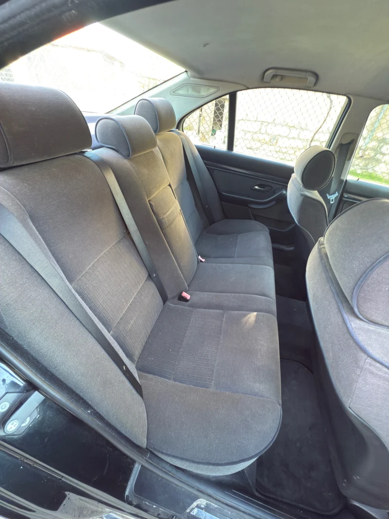 BMW 523 2.5i, снимка 7 - Автомобили и джипове - 52245999