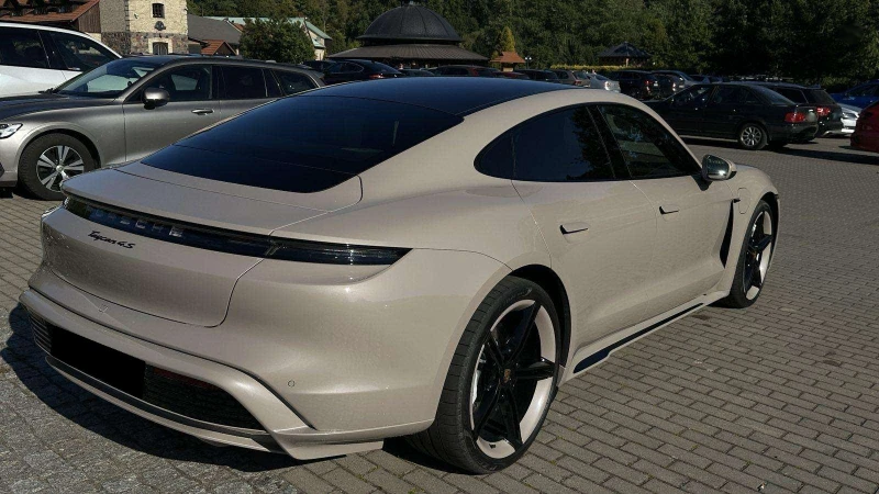 Porsche Taycan 4S , снимка 4 - Автомобили и джипове - 52616117
