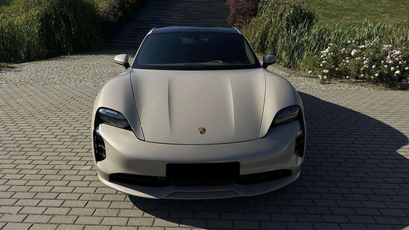 Porsche Taycan 4S , снимка 3 - Автомобили и джипове - 52616117