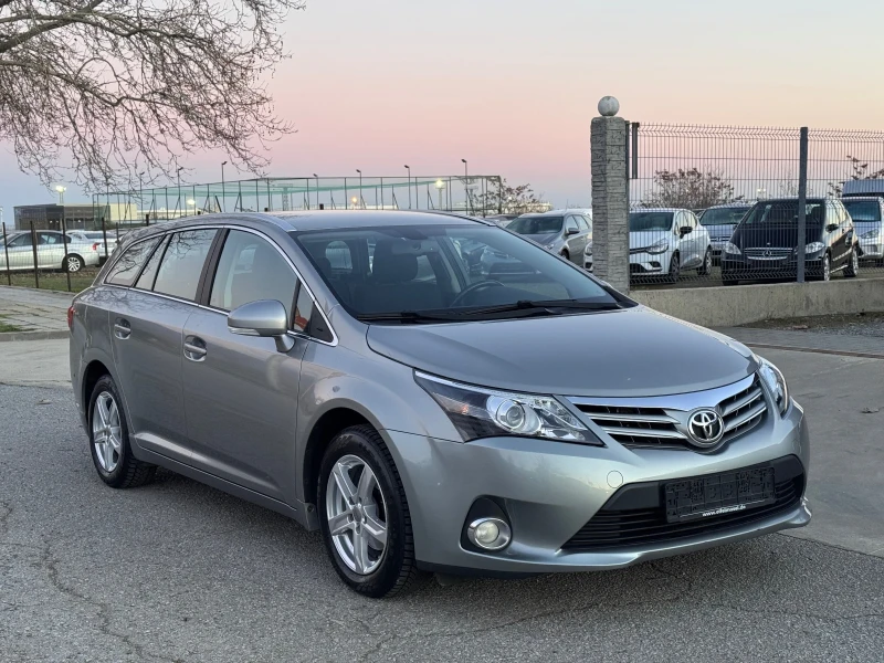 Toyota Avensis 1.8i 147кс * ГАРАНЦИЯ* FACE* , снимка 7 - Автомобили и джипове - 52747165