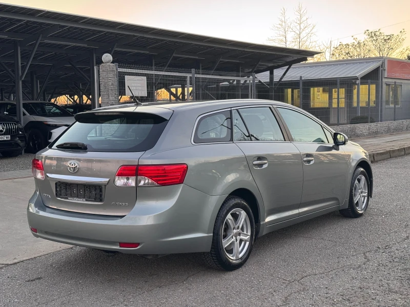 Toyota Avensis 1.8i 147кс * ГАРАНЦИЯ* FACE* , снимка 5 - Автомобили и джипове - 52747165