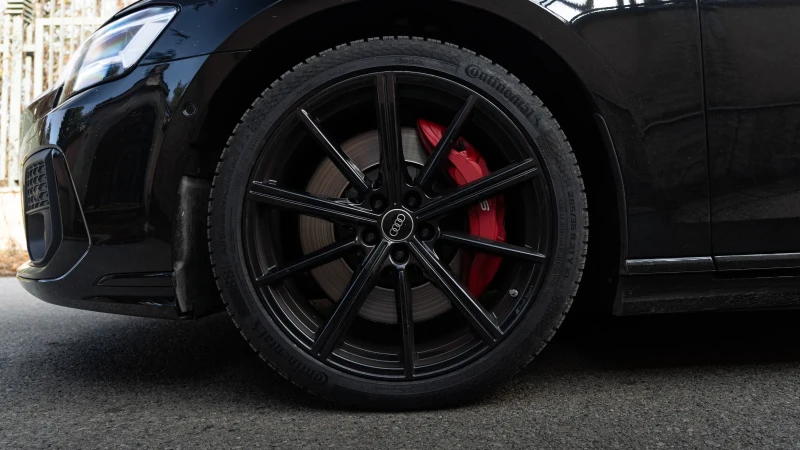 Audi S8 * ГАРАНЦИОННА ДО 03.2027* , снимка 5 - Автомобили и джипове - 52830686