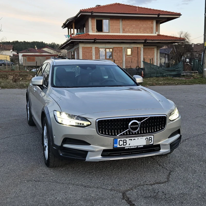 Volvo V90 Cross Country