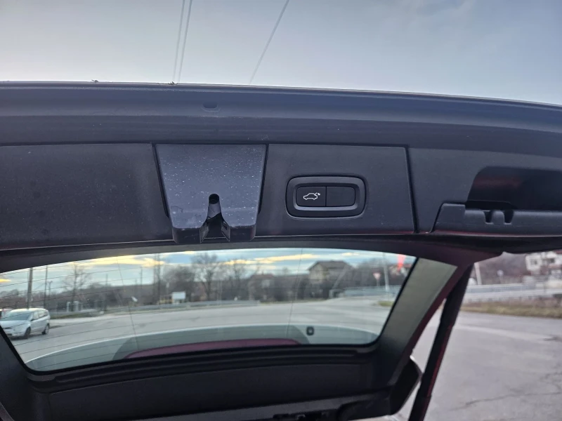 Volvo V90 Cross Country, снимка 13 - Автомобили и джипове - 53447632