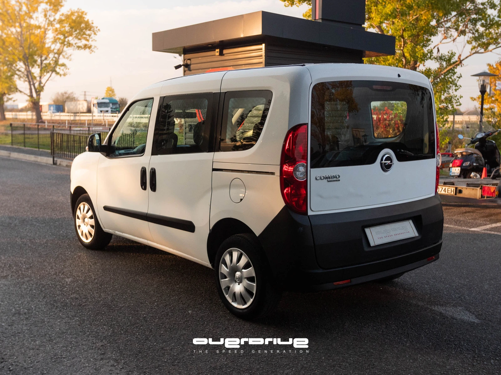 Opel Combo 1.4 CNG - изображение 4