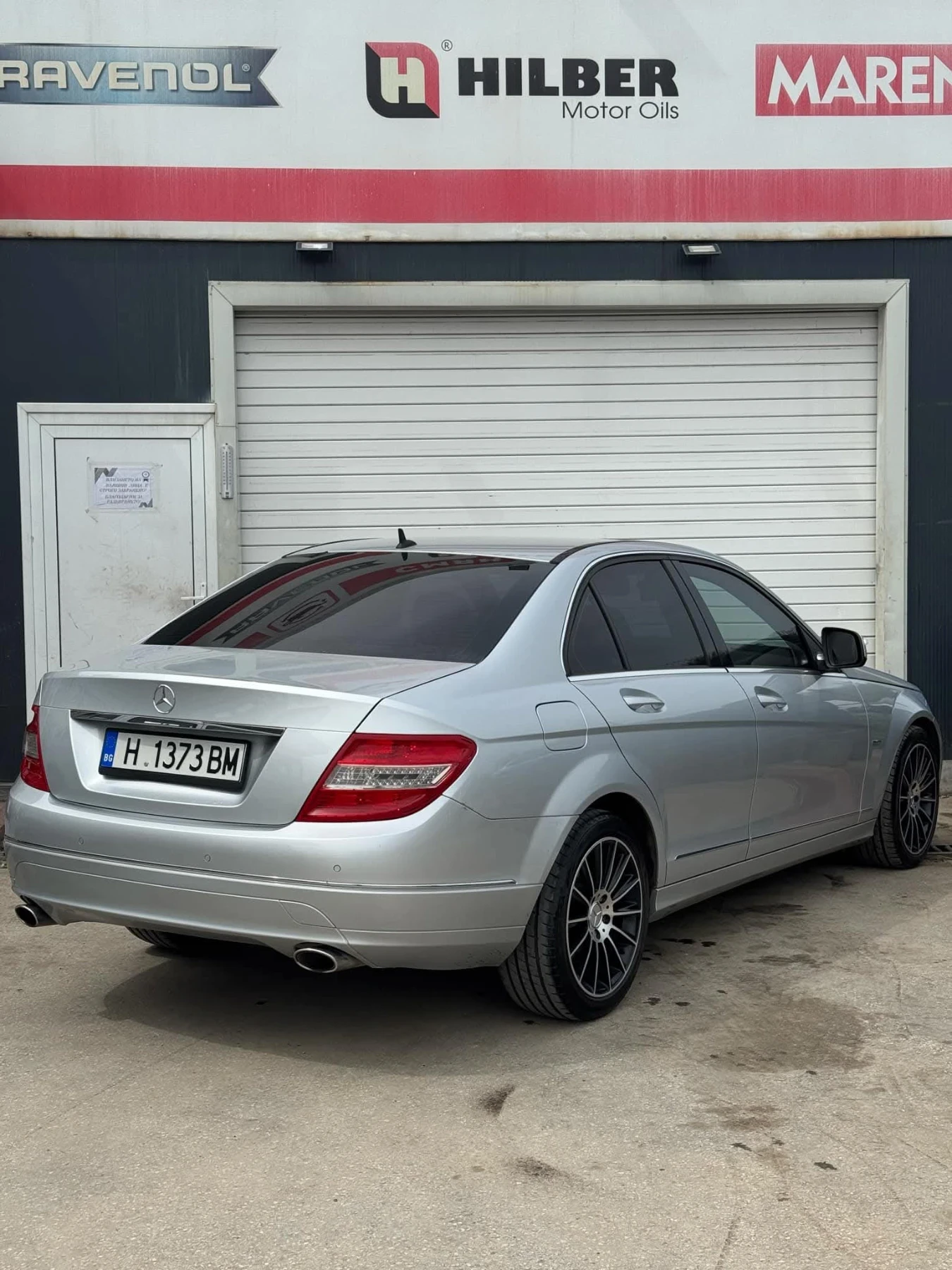 Mercedes-Benz C 320 CDI | 4Matic | ЛИЗИНГ | Перфектно Състояние - изображение 4