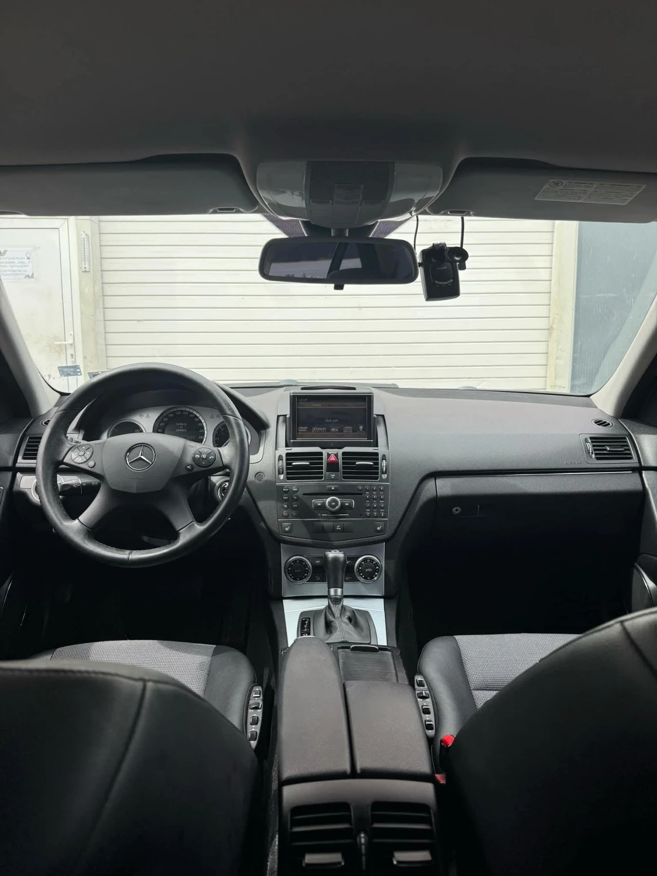 Mercedes-Benz C 320 CDI | 4Matic | ЛИЗИНГ | Перфектно Състояние - изображение 7