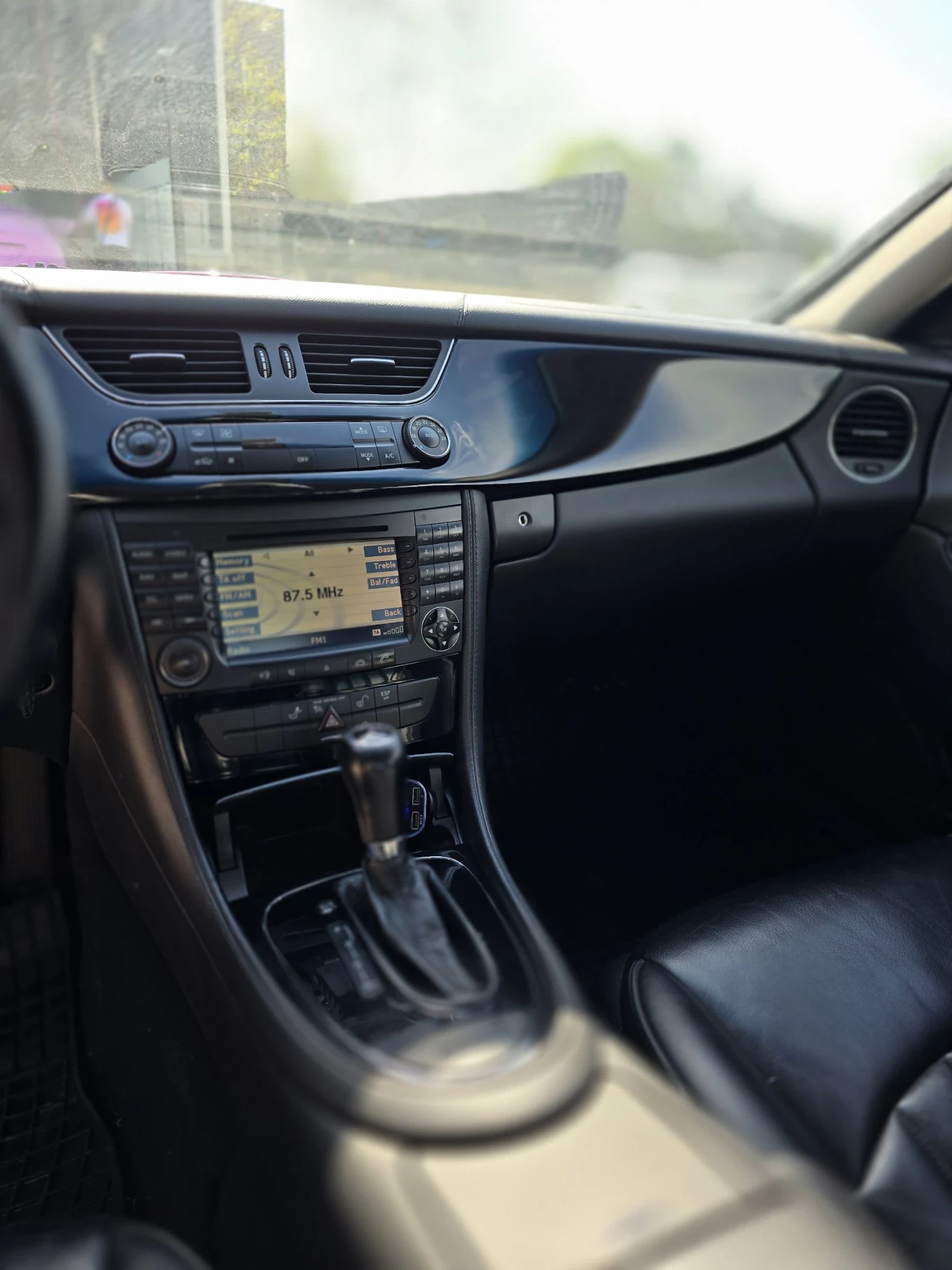 Mercedes-Benz CLS 320  - изображение 9