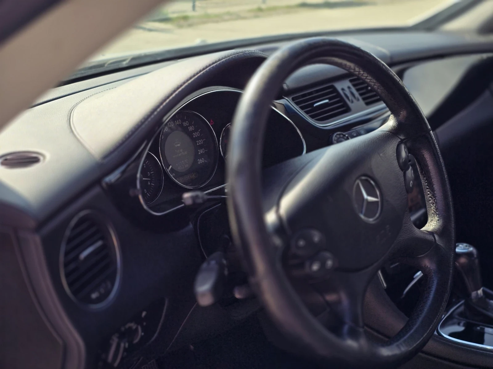 Mercedes-Benz CLS 320  - изображение 7