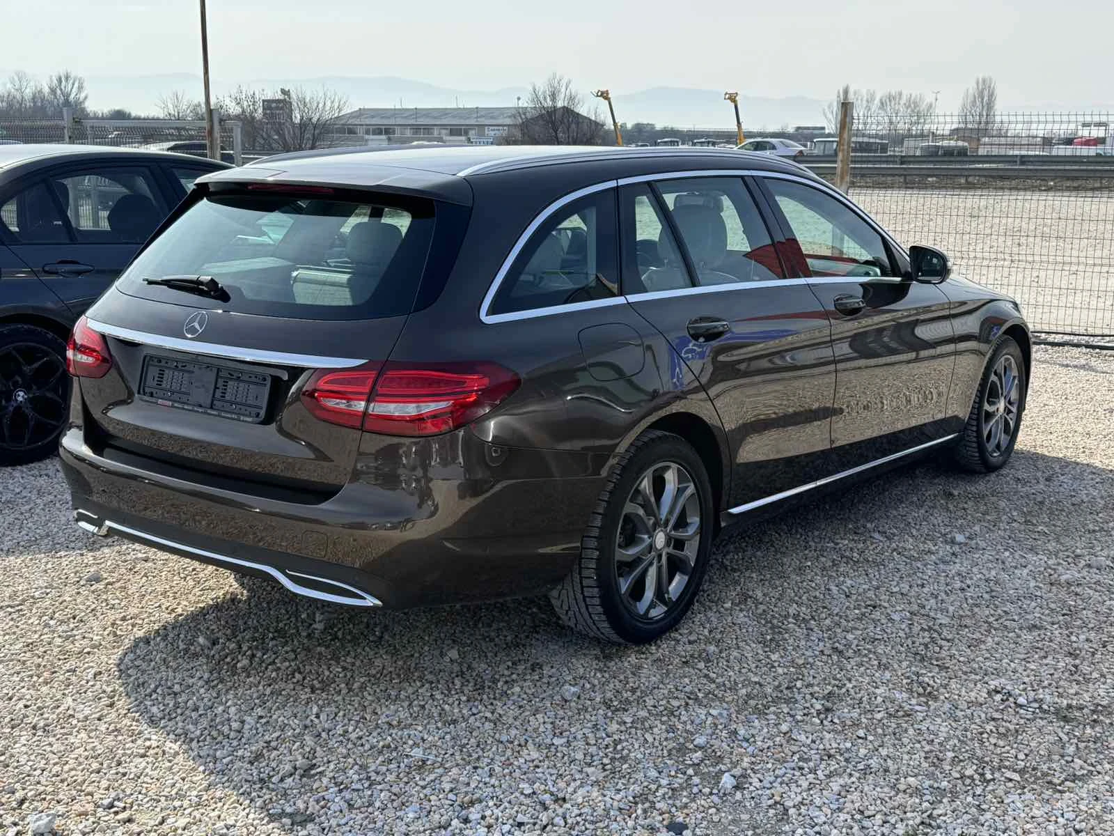 Mercedes-Benz C 250 4Matic - изображение 4