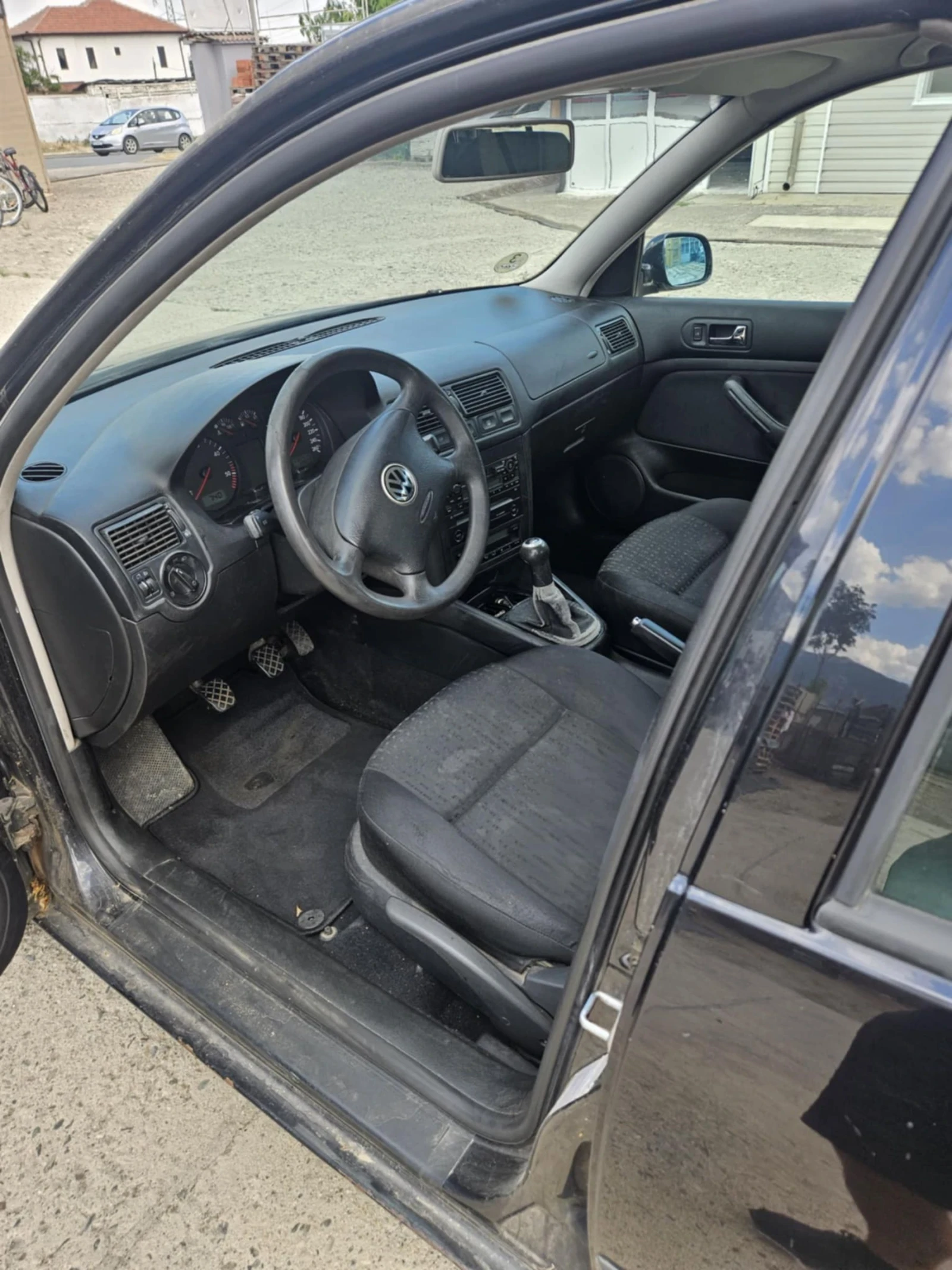 VW Golf  - изображение 8