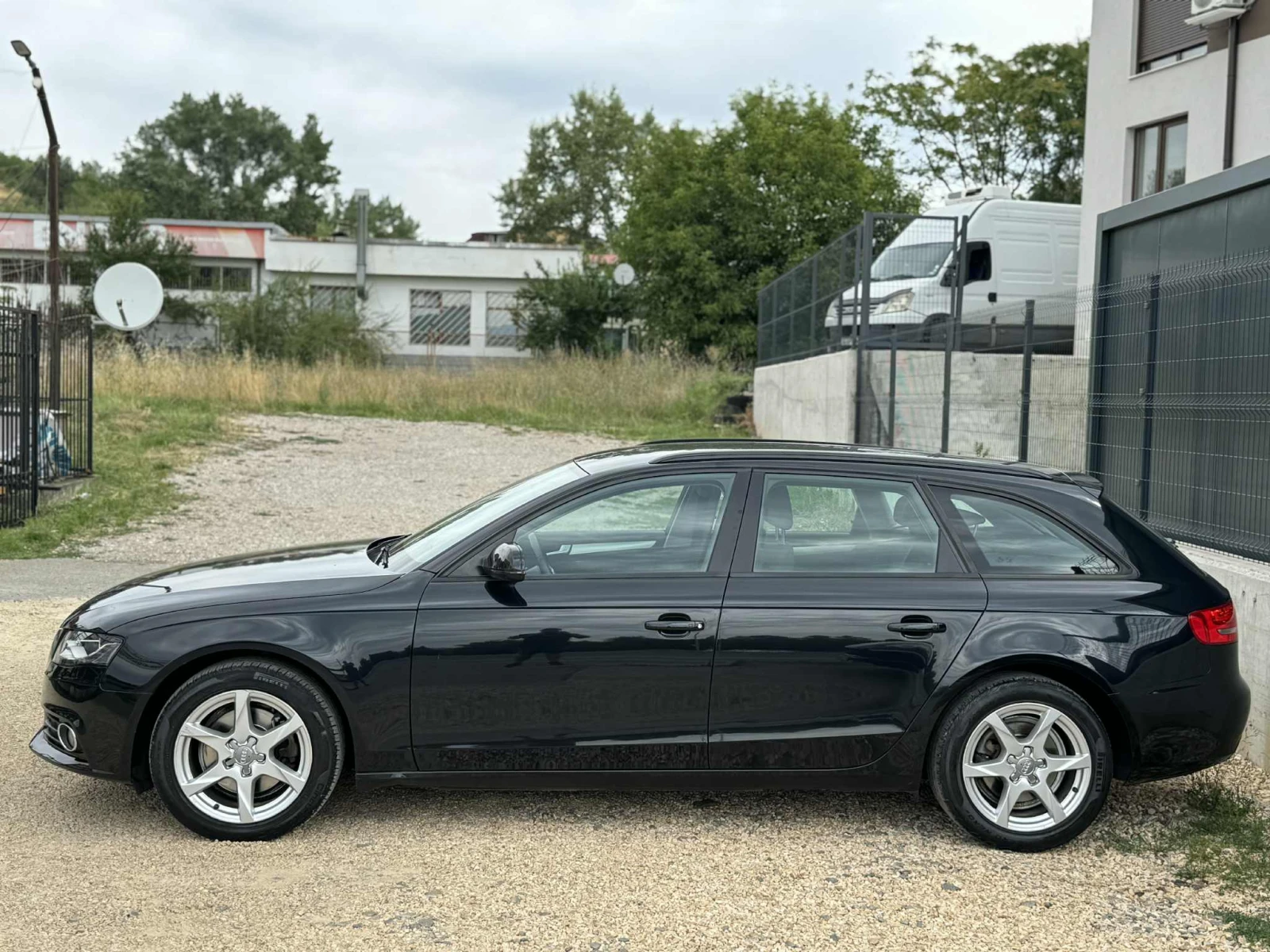 Audi A4 2.0TDI* 143* АВТОМАТИК*  - изображение 5