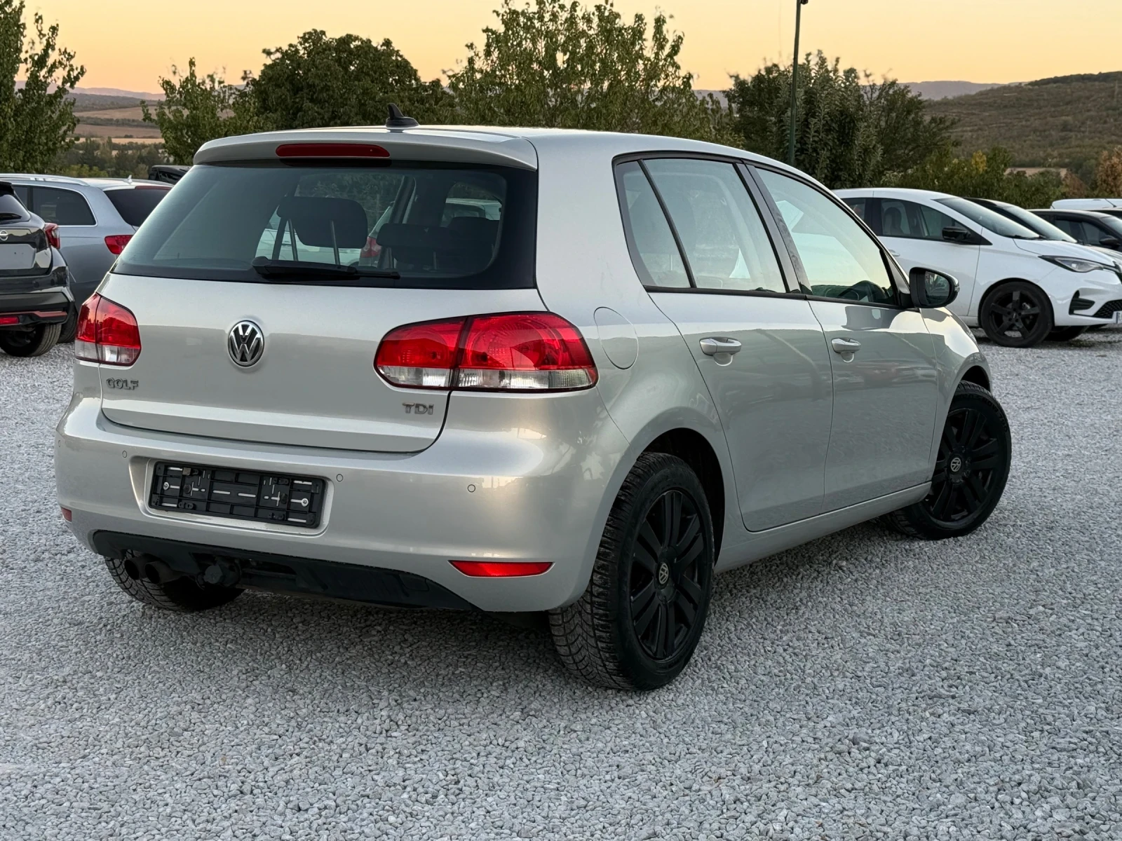 VW Golf 2.0TDi Нави Климатроник - изображение 2