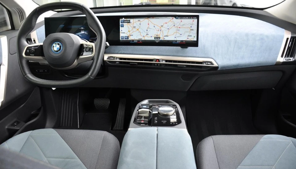 BMW iX xDrive40 - изображение 9