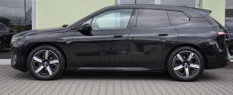 BMW iX xDrive40 - изображение 4