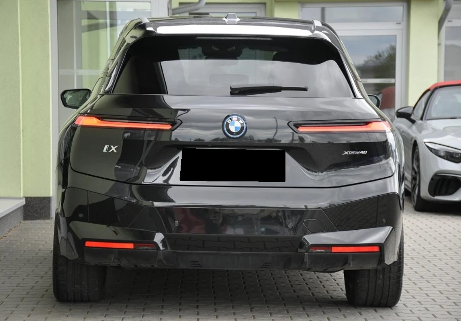 BMW iX xDrive40 - изображение 6
