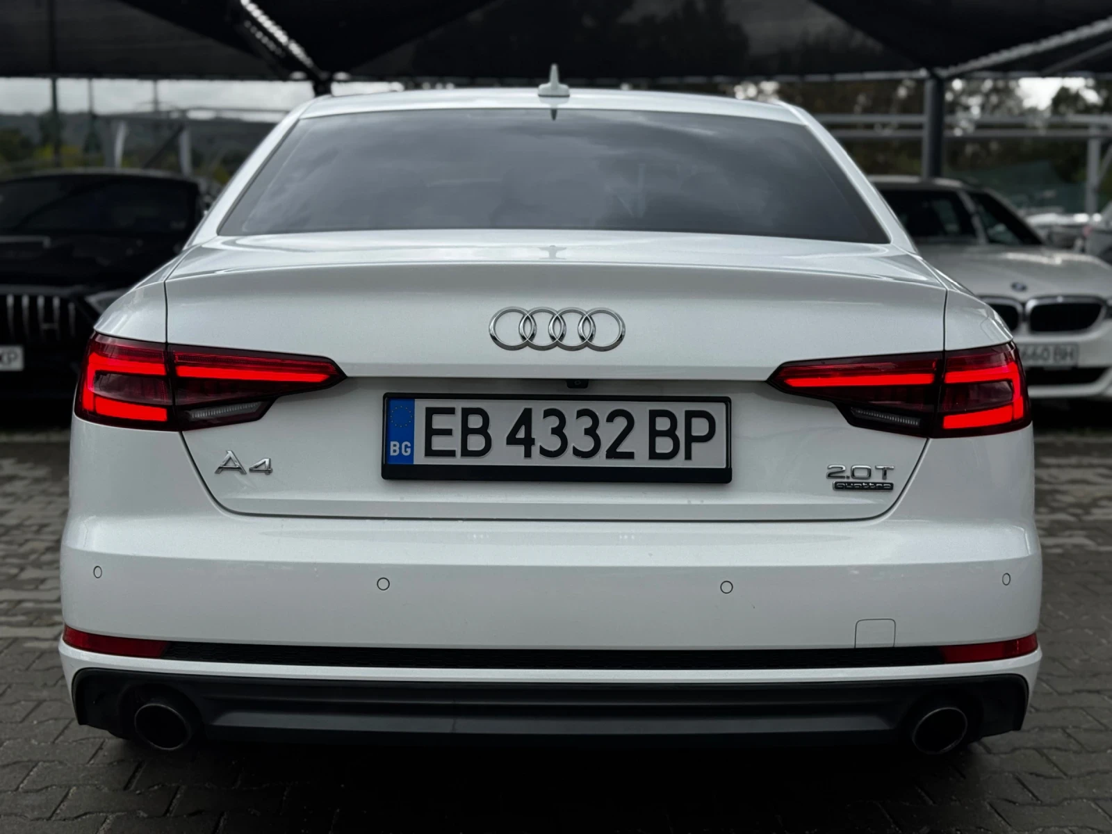 Audi A4 2.0L quattro Premium Plus S-Line Schiebedach - изображение 5