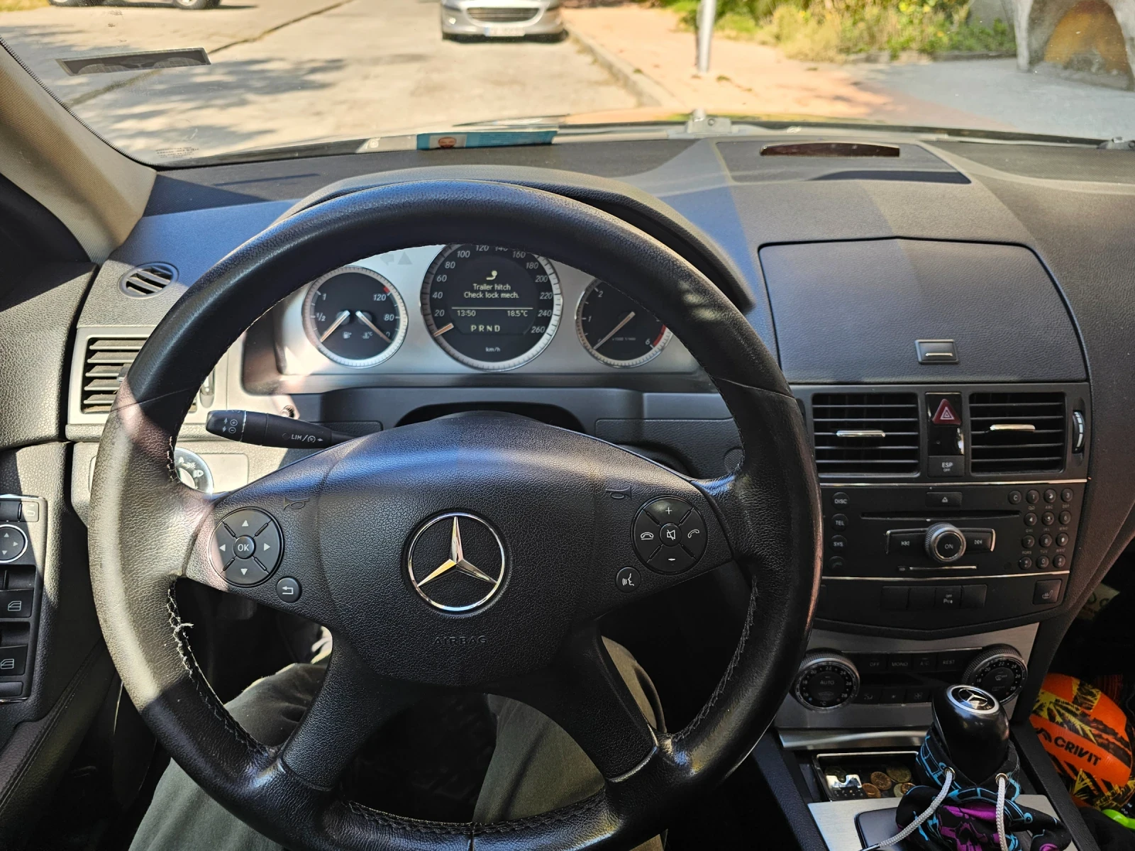 Mercedes-Benz C 320  - изображение 6