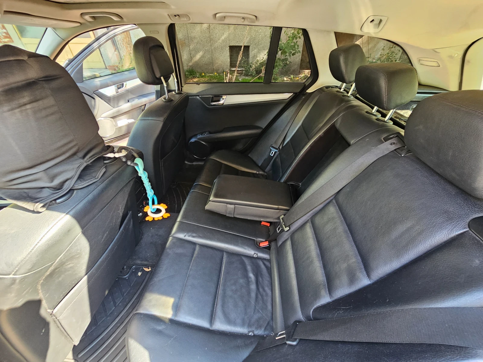 Mercedes-Benz C 320  - изображение 7