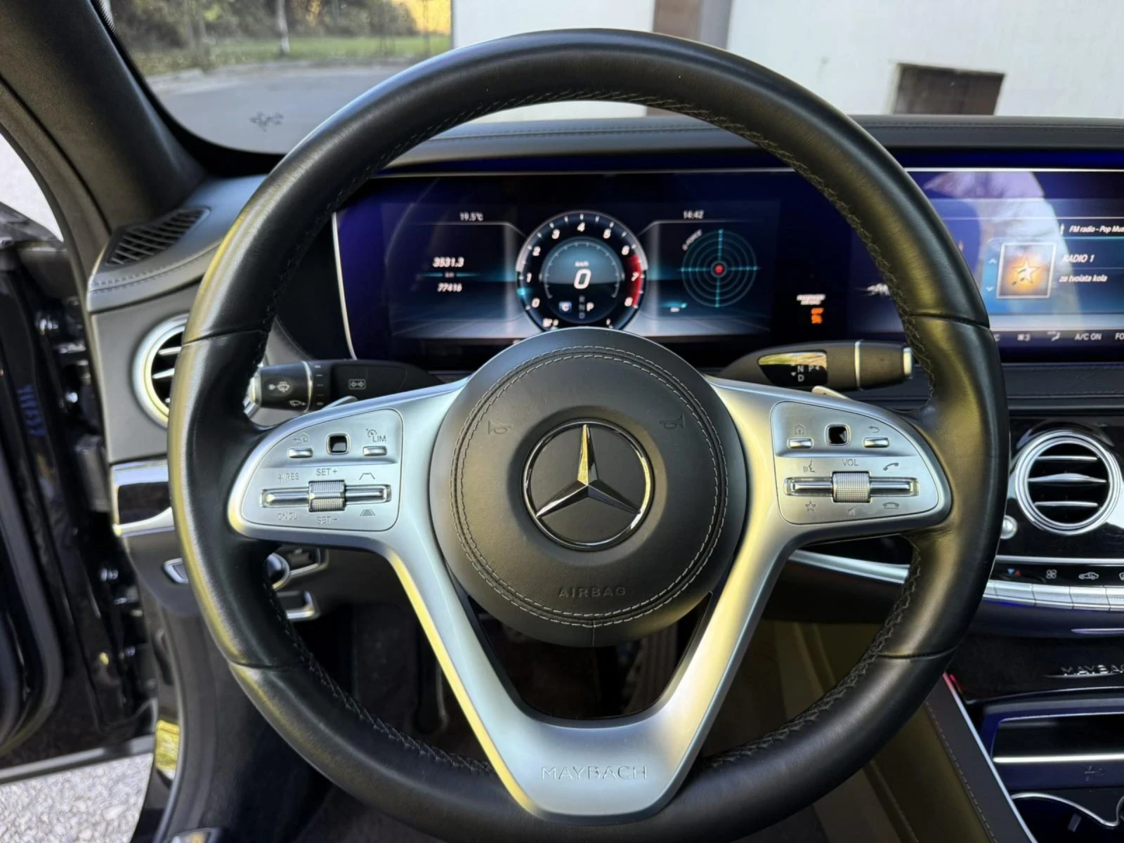 Mercedes-Benz Maybach S560 / 77000 | Mobile.bg   16