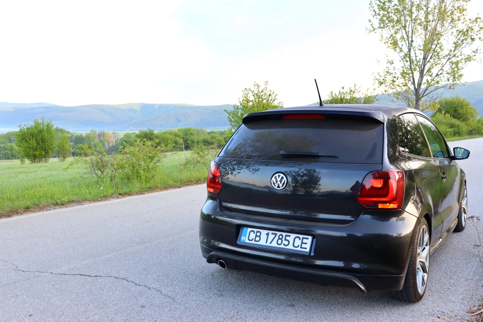 VW Polo 1.6TDI - изображение 7