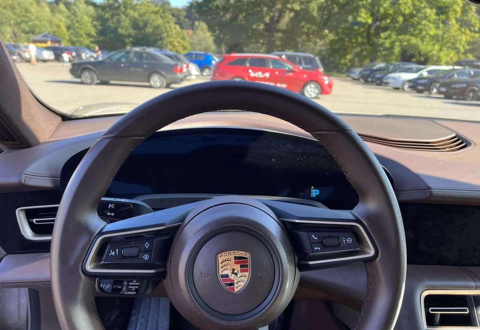 Porsche Taycan 4S  - изображение 5