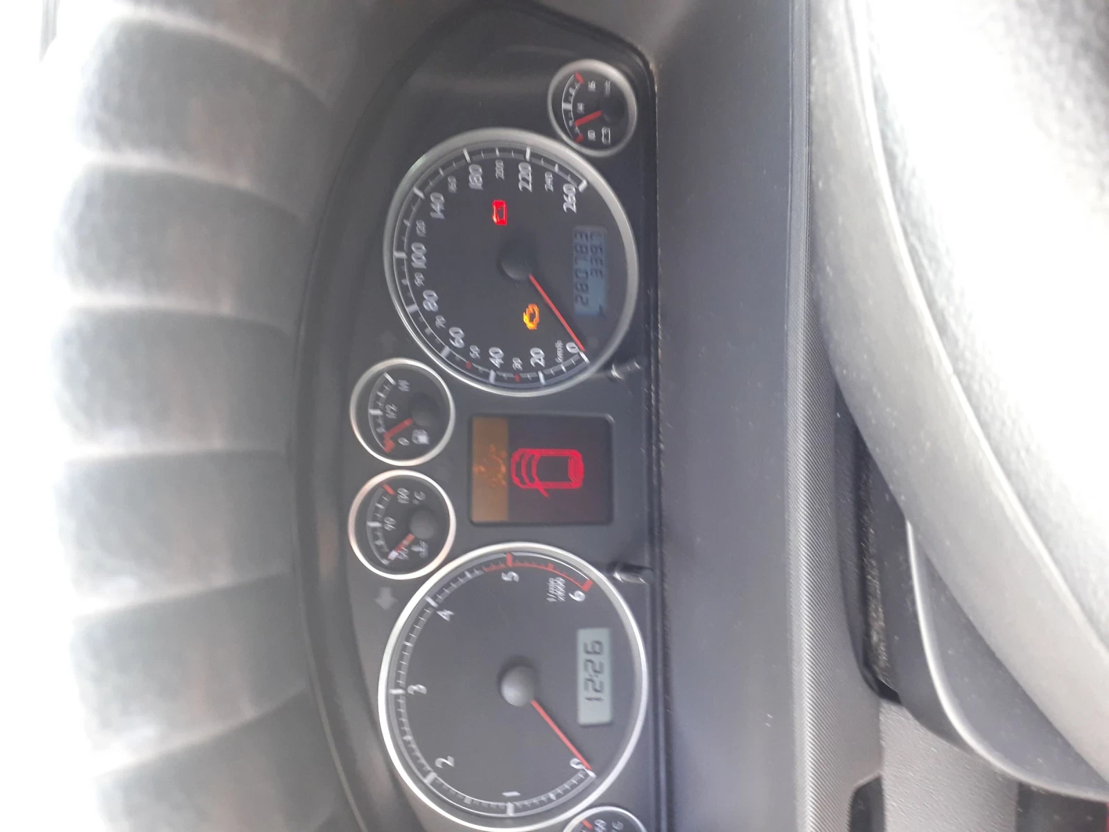 VW Sharan  - изображение 3