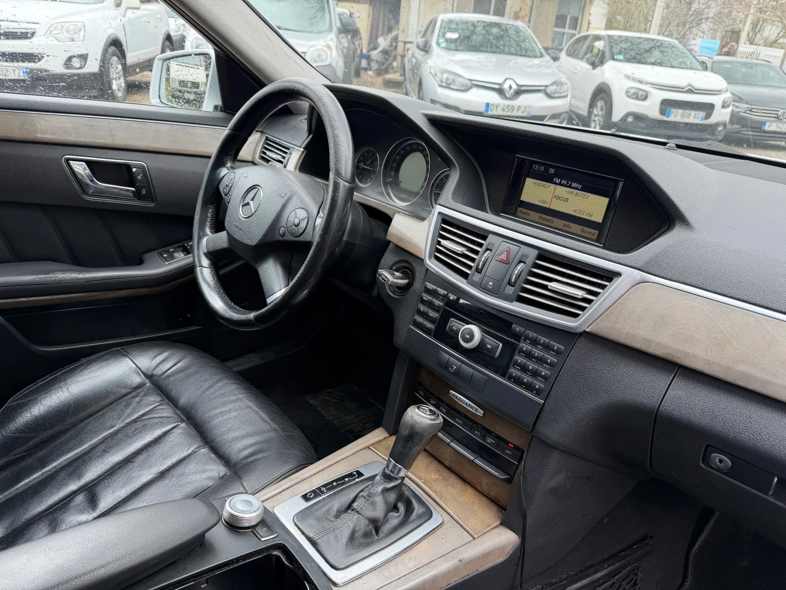Mercedes-Benz E 220 КОЖА* АВТОМАТИК* 2.2CDi* 170кс, снимка 14 - Автомобили и джипове - 53112442