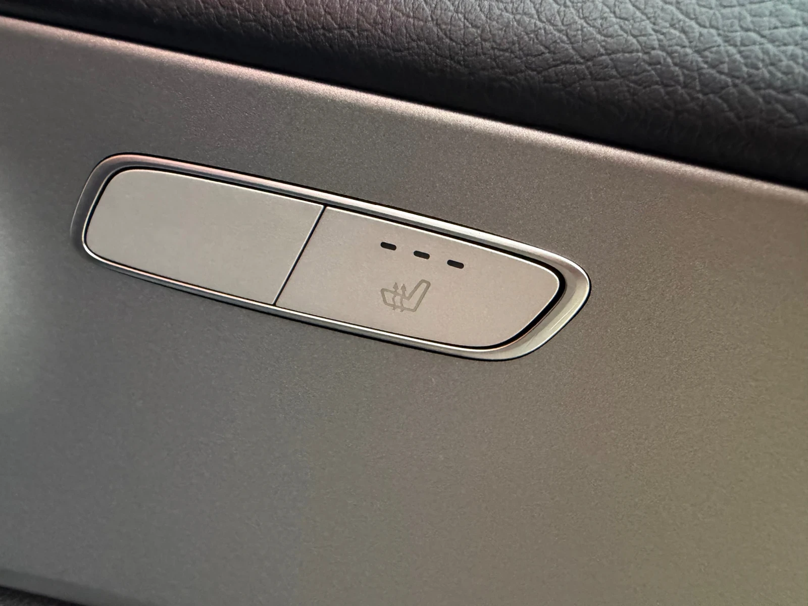 Mercedes-Benz E 220 9G* LED* Камера, снимка 10 - Автомобили и джипове - 53112442