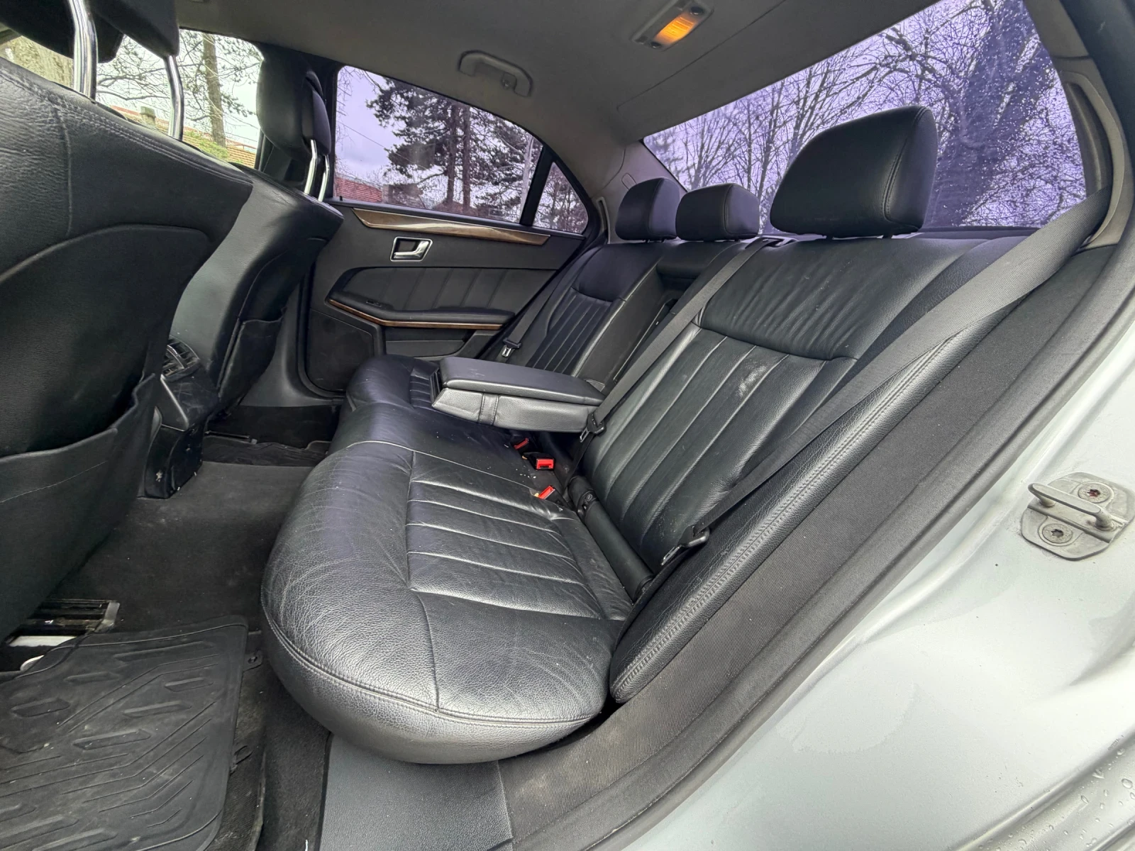 Mercedes-Benz E 220 КОЖА* АВТОМАТИК* 2.2CDi* 170кс, снимка 10 - Автомобили и джипове - 53112442
