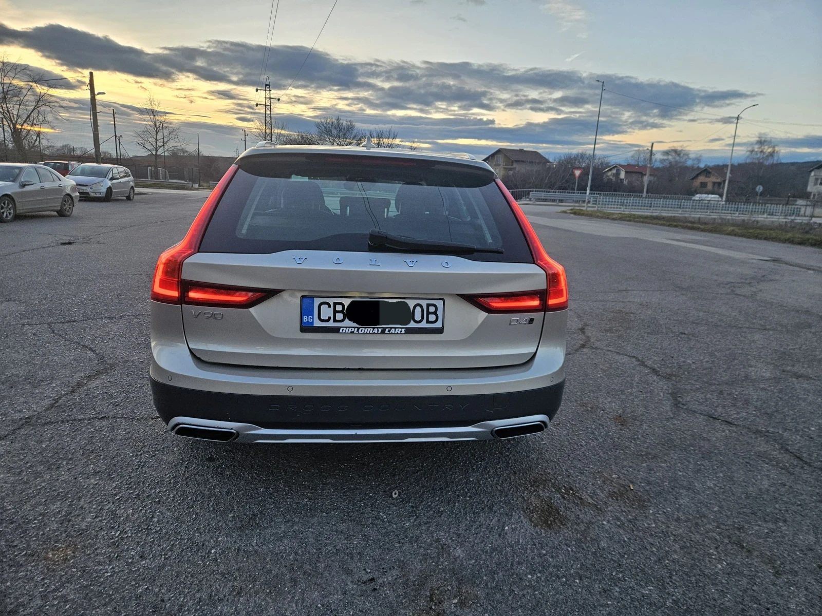 Volvo V90 Cross Country  - изображение 4