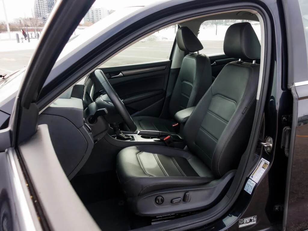 VW Passat * 2.0T* HIGHLINE* АвтоКредит* (ЦЕНА ДО БГ) - изображение 6