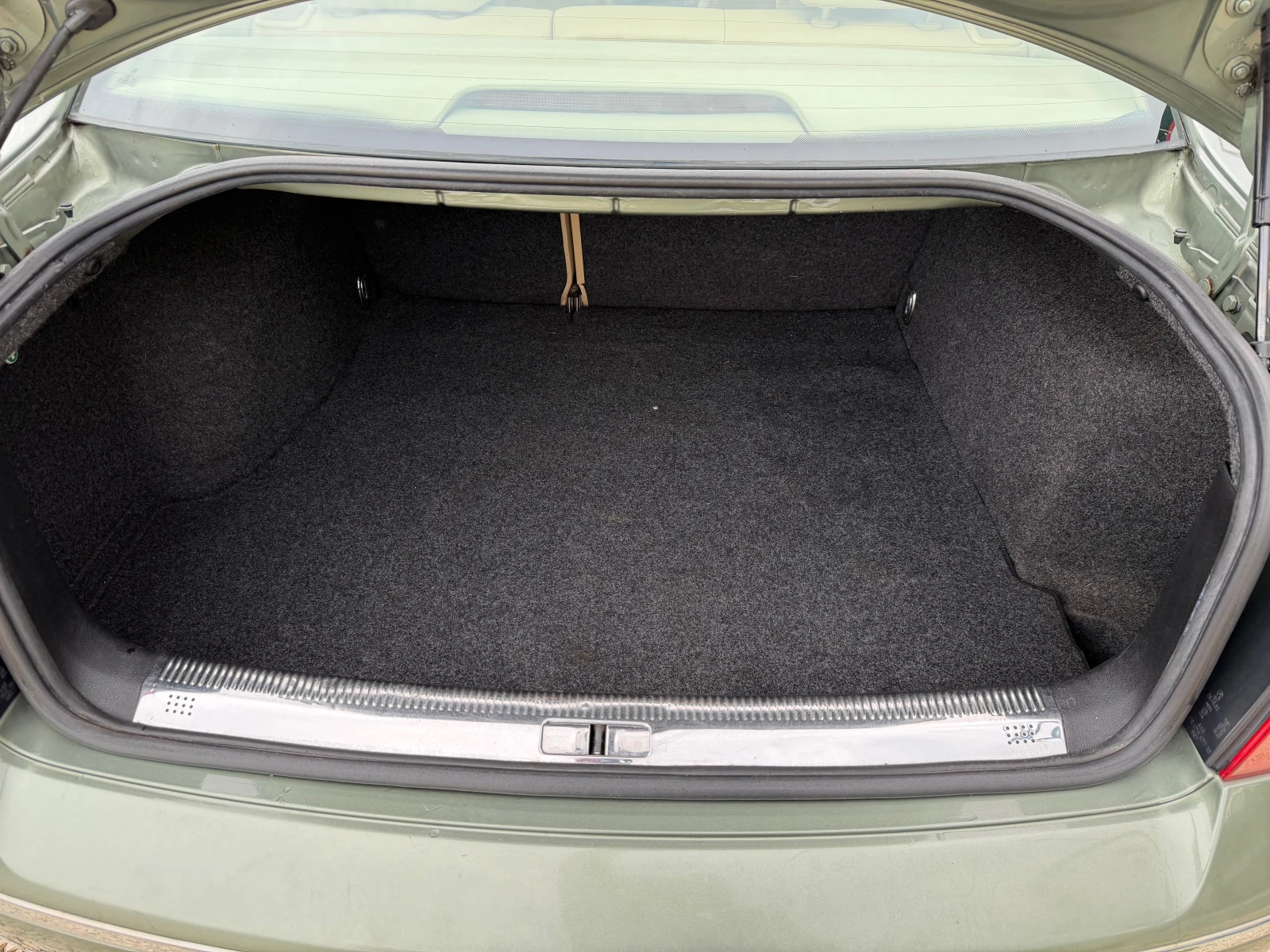 VW Passat 2.0i/116p.s-HighLine!!!, снимка 13 - Автомобили и джипове - 53688298