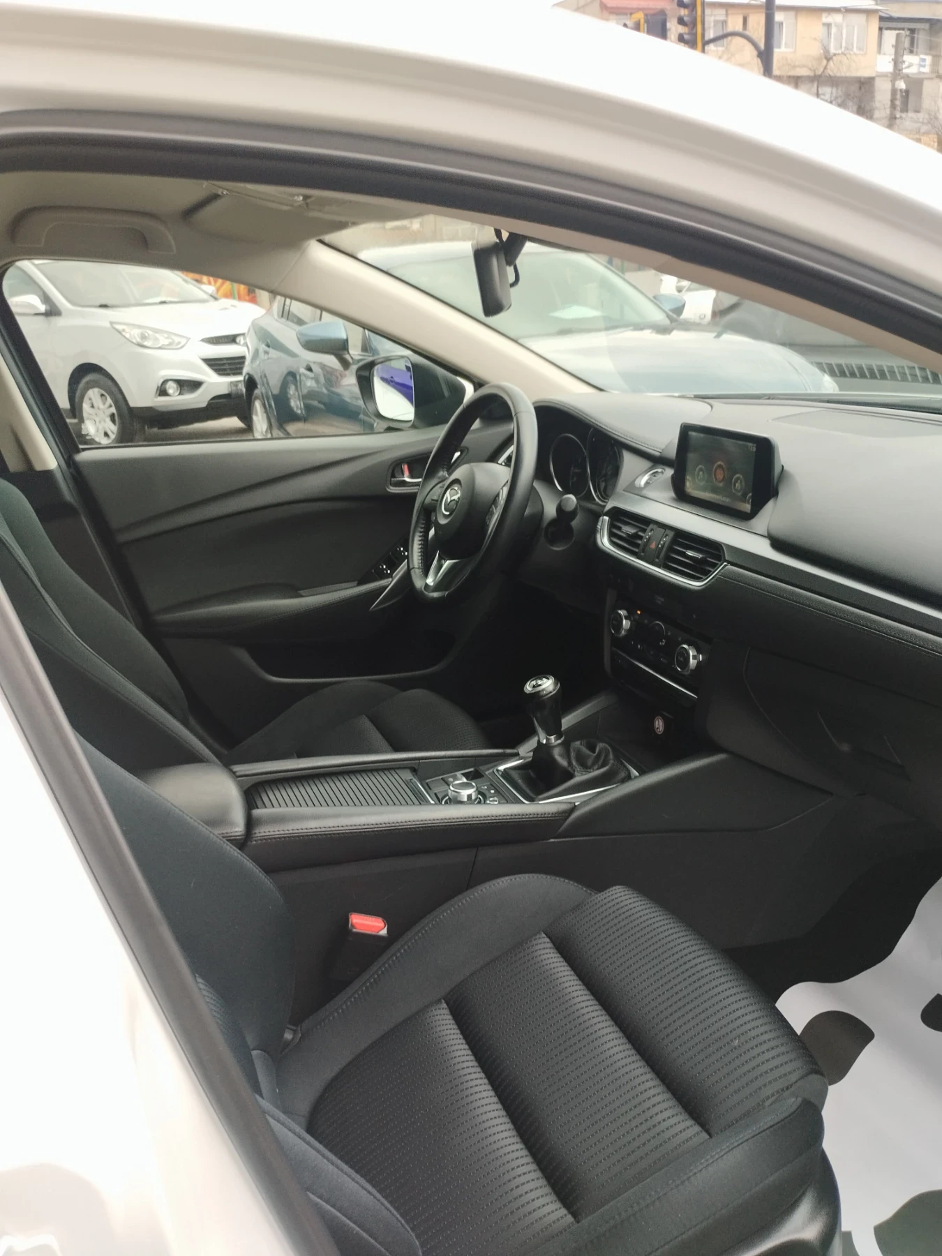Mazda 6 2.0 benzin facelift , снимка 13 - Автомобили и джипове - 53721913