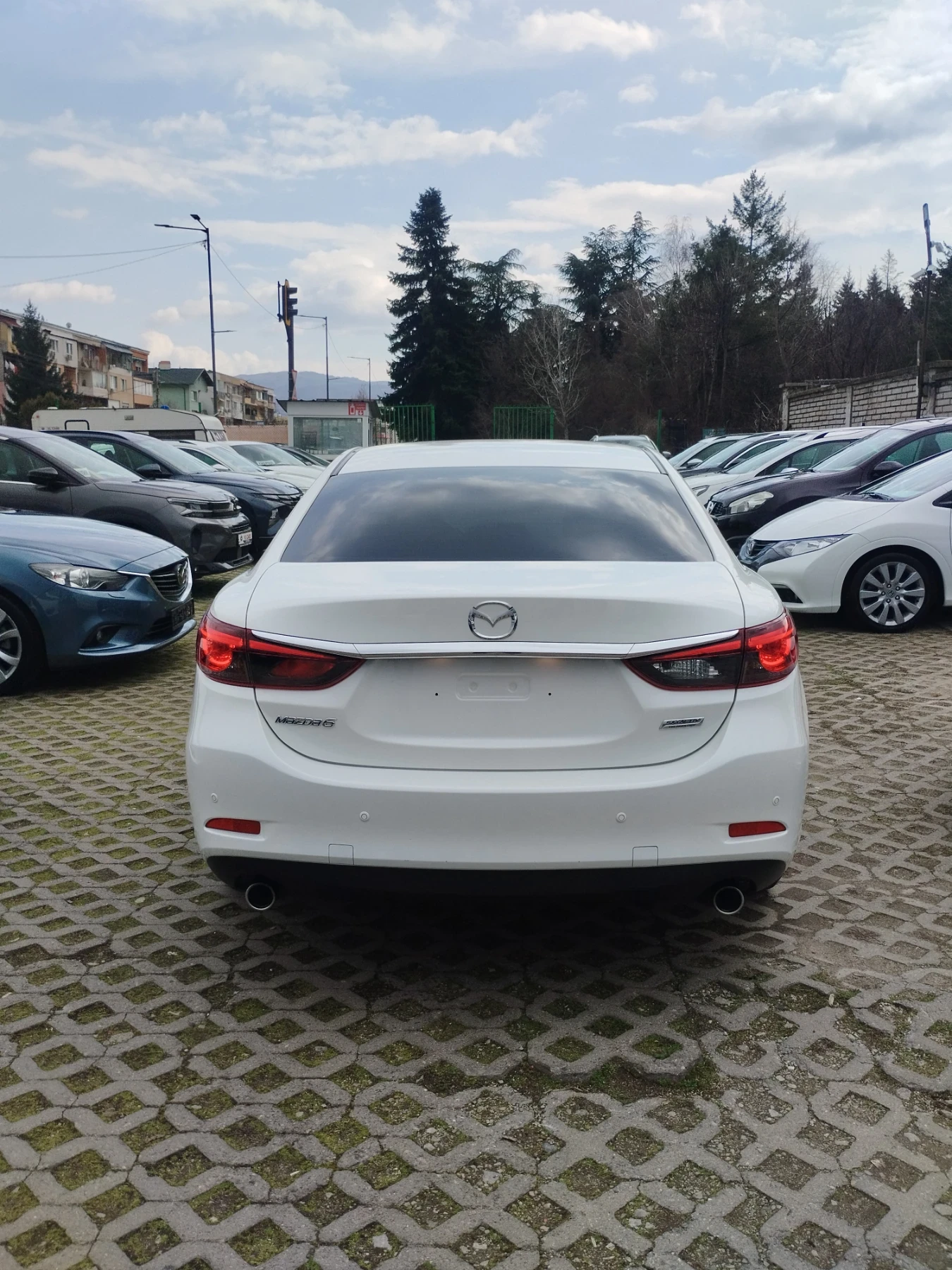Mazda 6 2.0 benzin facelift , снимка 4 - Автомобили и джипове - 53721913